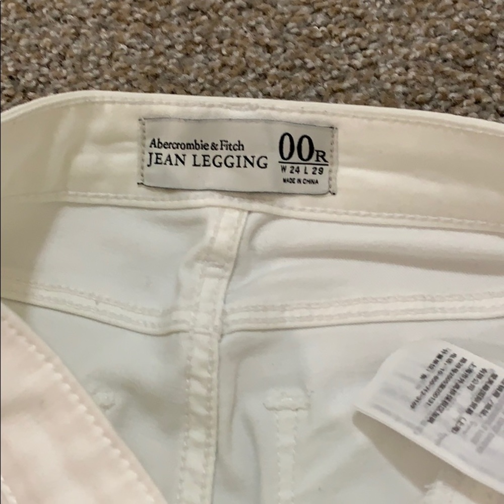 Abercrombie White jean leggings - Picture 5 of 5